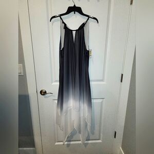 NWT BLK/WHITE OMBRE SLEEVELESS DRESS SZ MED